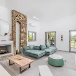 White House | Pefkochori