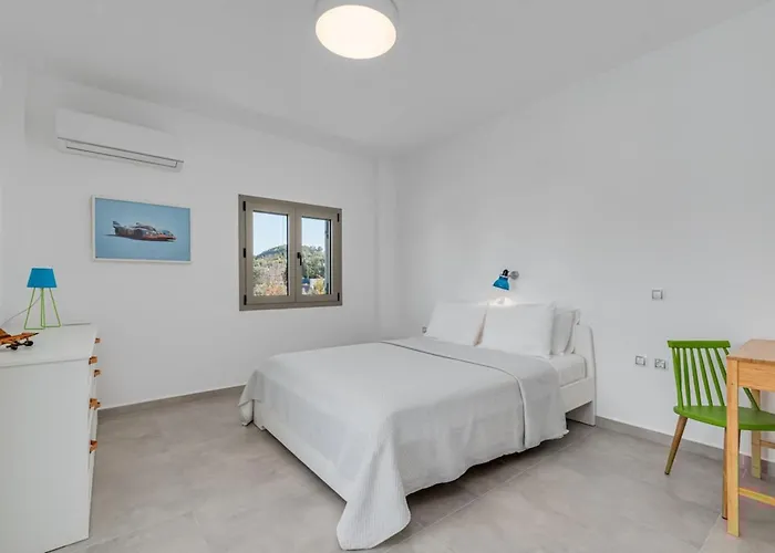 Villa White House | *