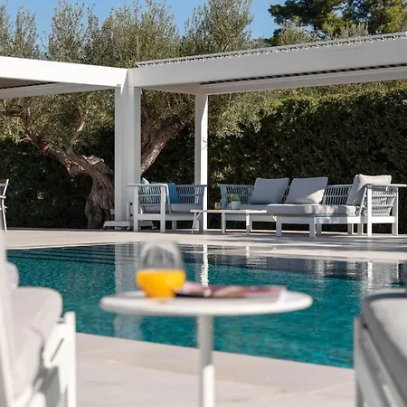 Vila White House | Pefkochori