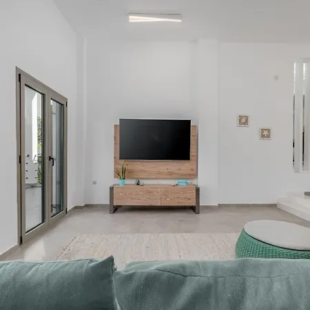 Vila White House |