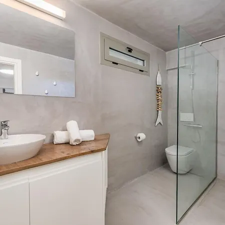 Vila White House | Pefkochori