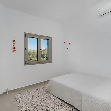 White House | * Pefkochori