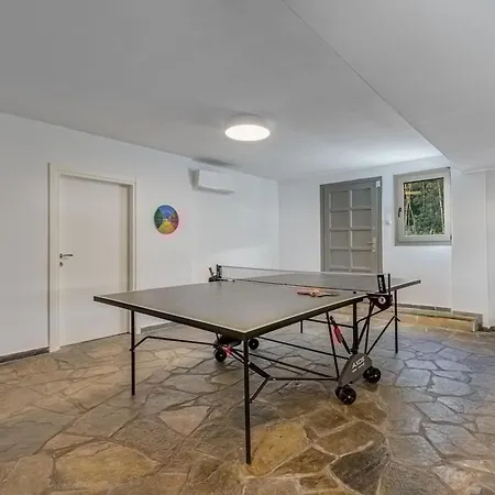 White House | * Pefkochori