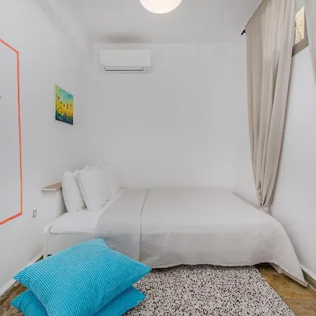 White House | * Pefkochori