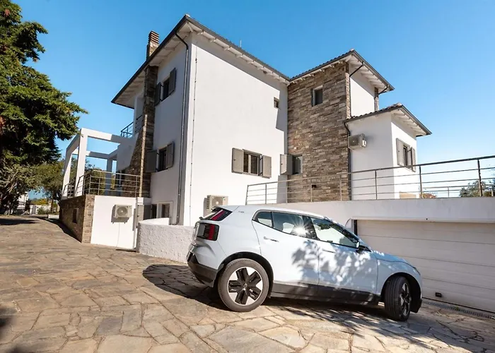 Villa White House |