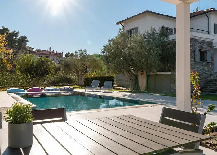Villa White House | *