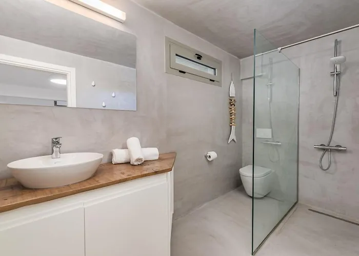 Villa White House | Pefkochori